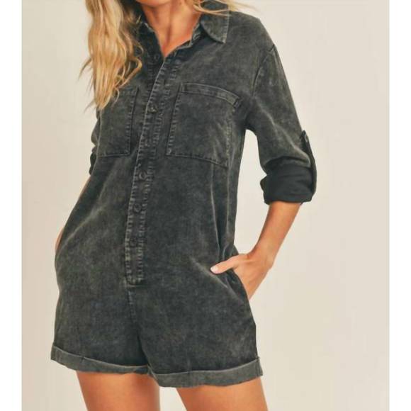 SADIE & SAGE Pants - NEW SADIE & SAGE get like this romper in washed black